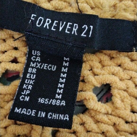 Forever 21 Oversized Sweater - Picture 5 of 7